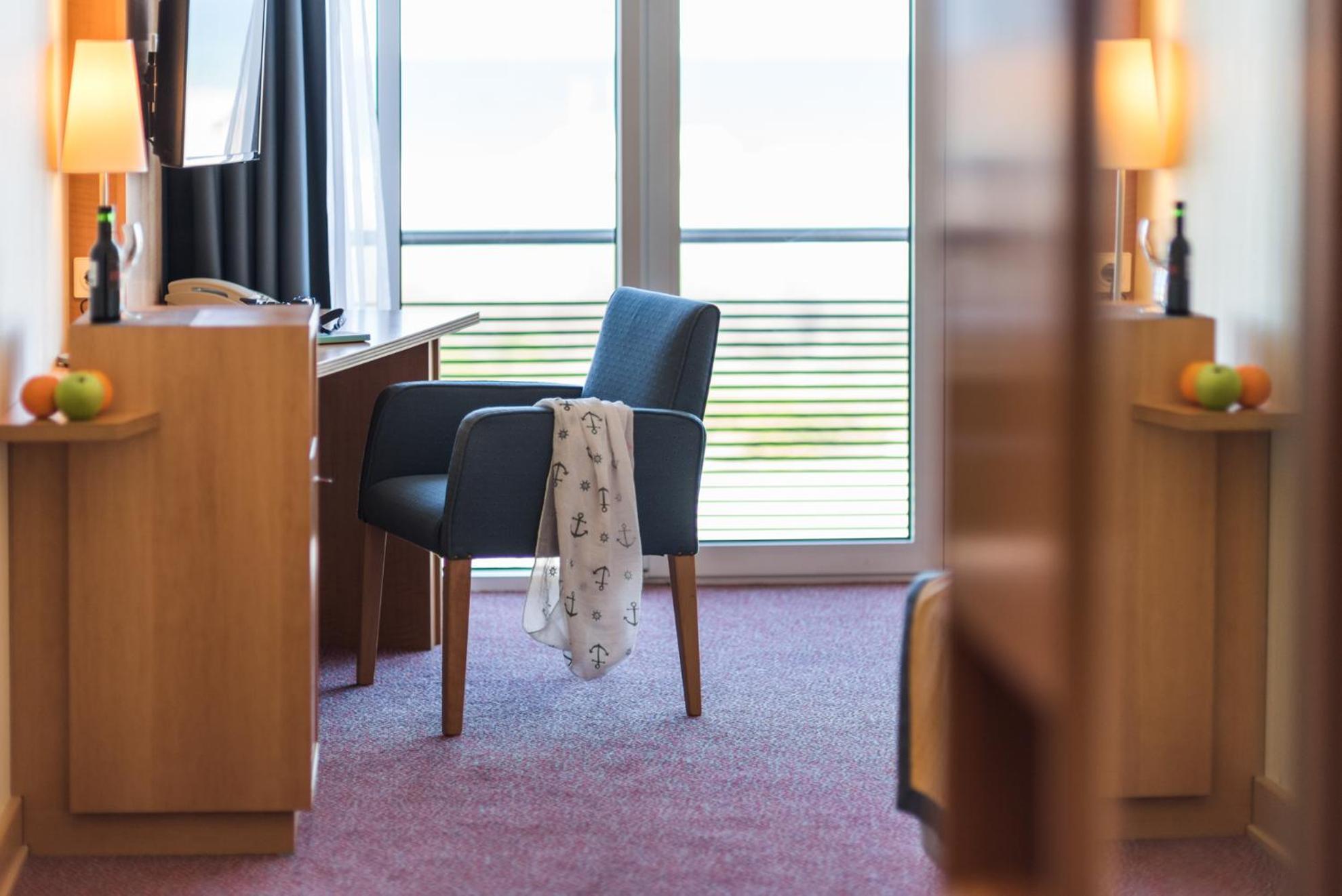 Strand-Hotel Huebner Rostock Rom bilde
