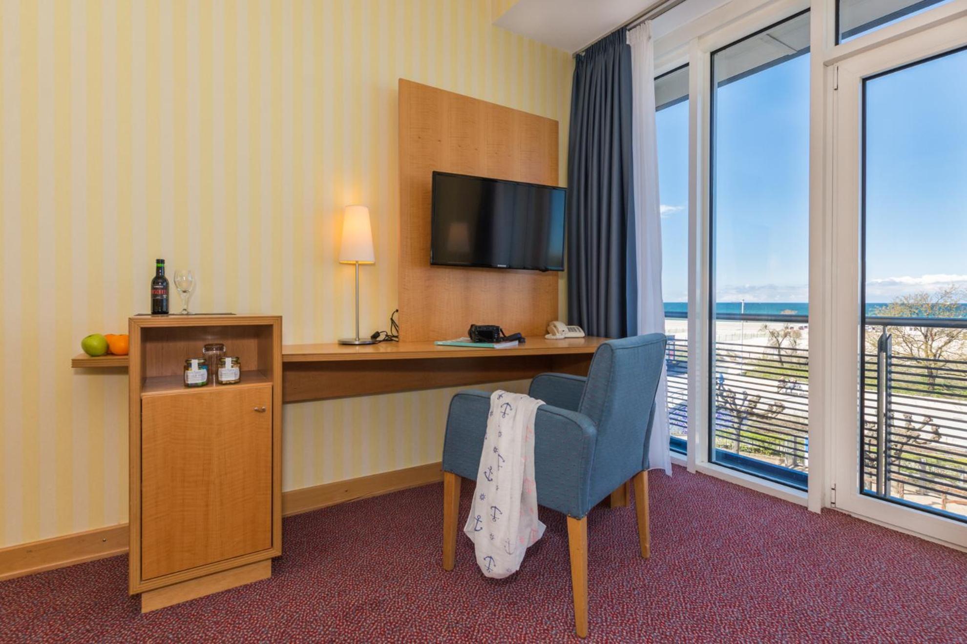 Strand-Hotel Huebner Rostock Rom bilde